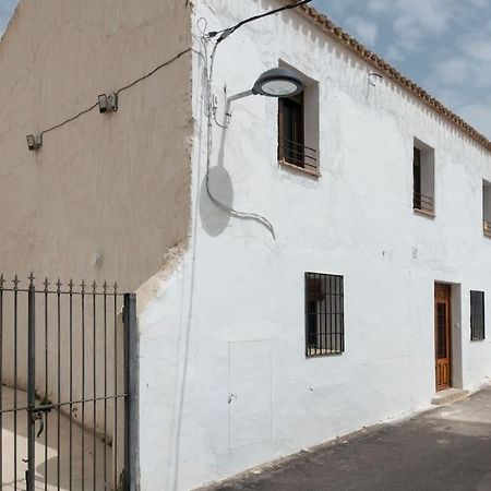 La Alhabega Villa Villena Luaran gambar