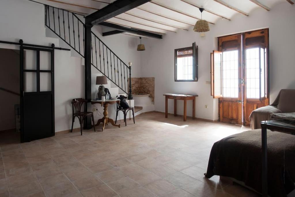 La Alhabega Villa Villena Luaran gambar