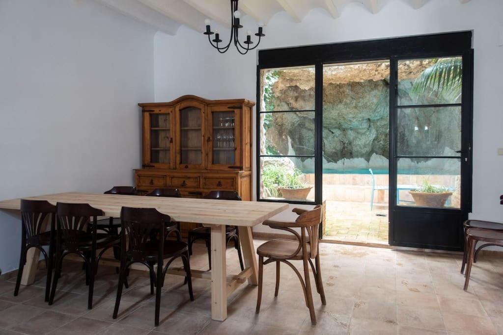 La Alhabega Villa Villena Luaran gambar
