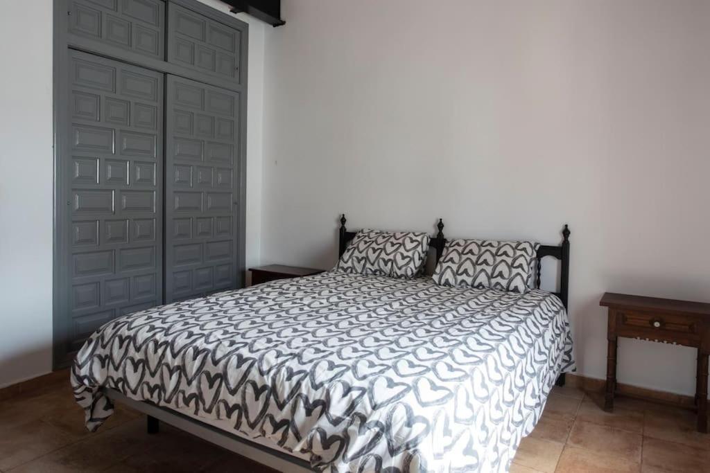 La Alhabega Villa Villena Luaran gambar