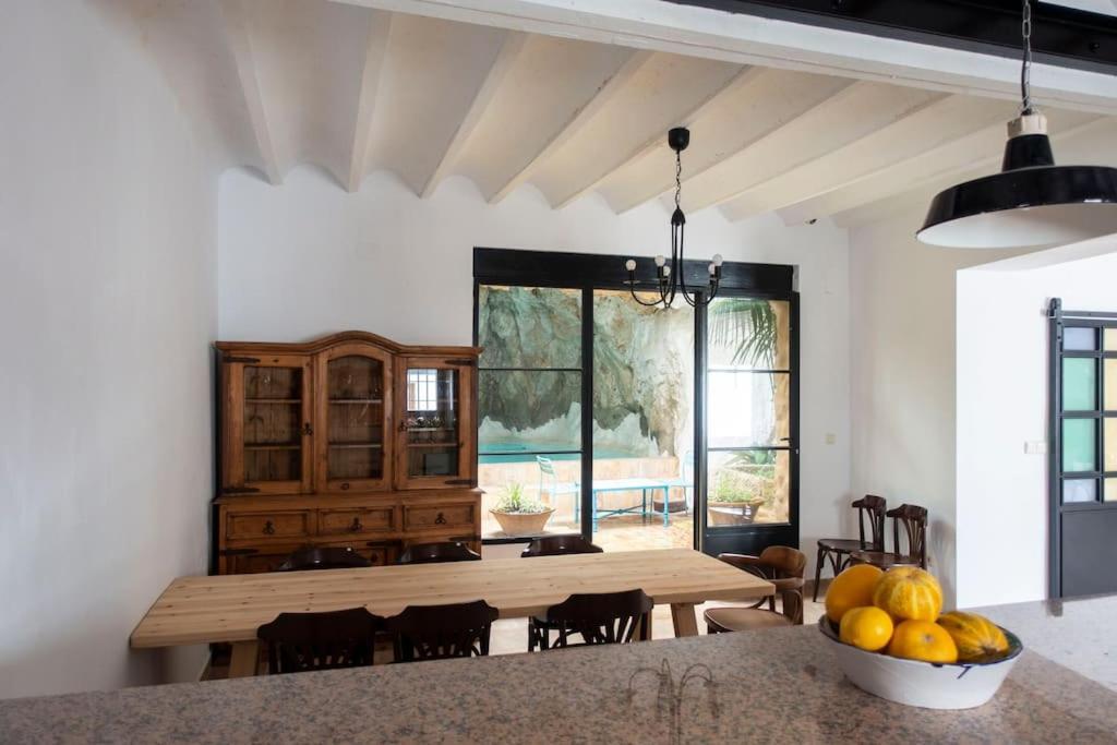 La Alhabega Villa Villena Luaran gambar